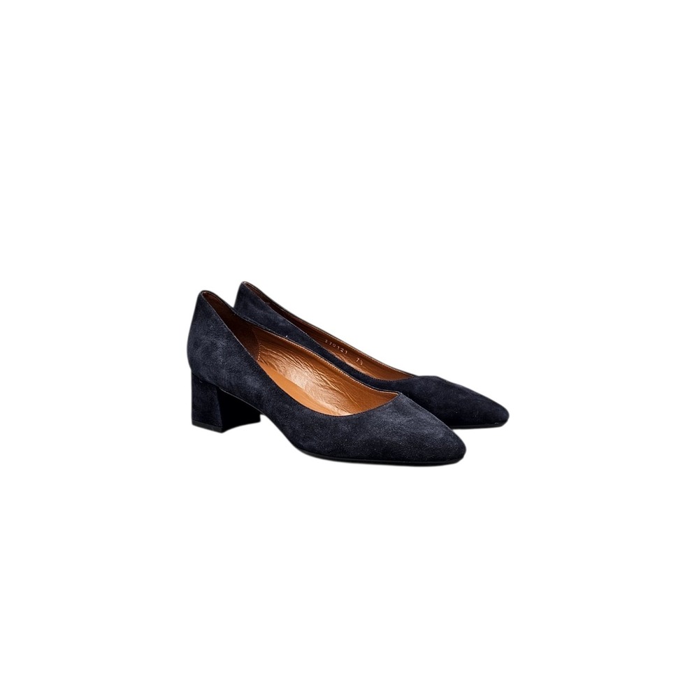 Aquatalia Women's Size 7.5 US NWOB Pasha Navy Blue Suede Stacked Heels Pumps